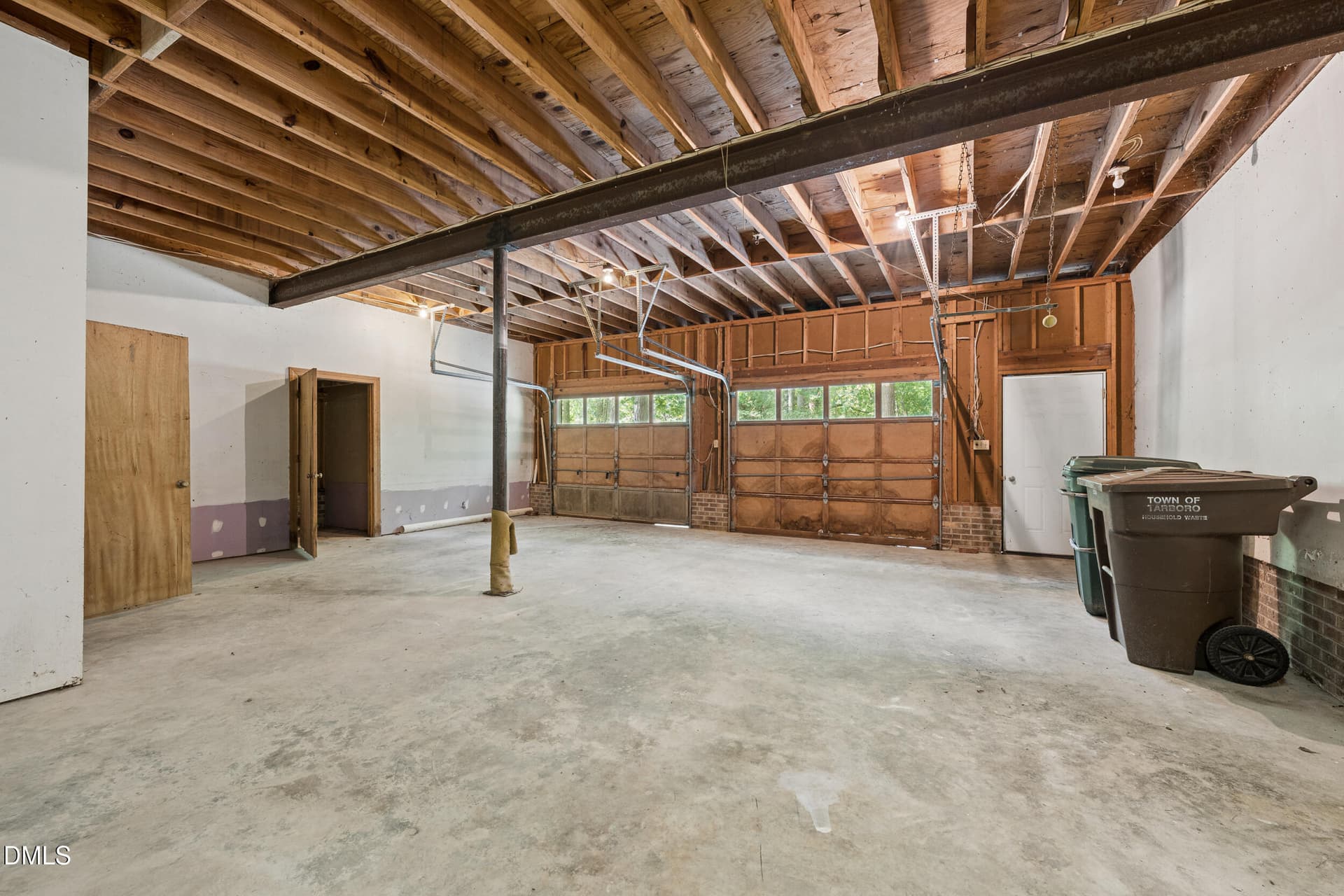 Attached 2-Car Garage - 1612 Colony Drive, Tarboro, NC 27886