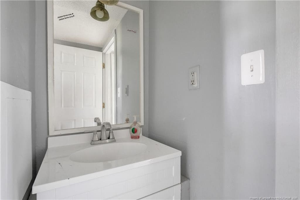 Photo 10 - 507 5th Street, Pembroke, NC 28372