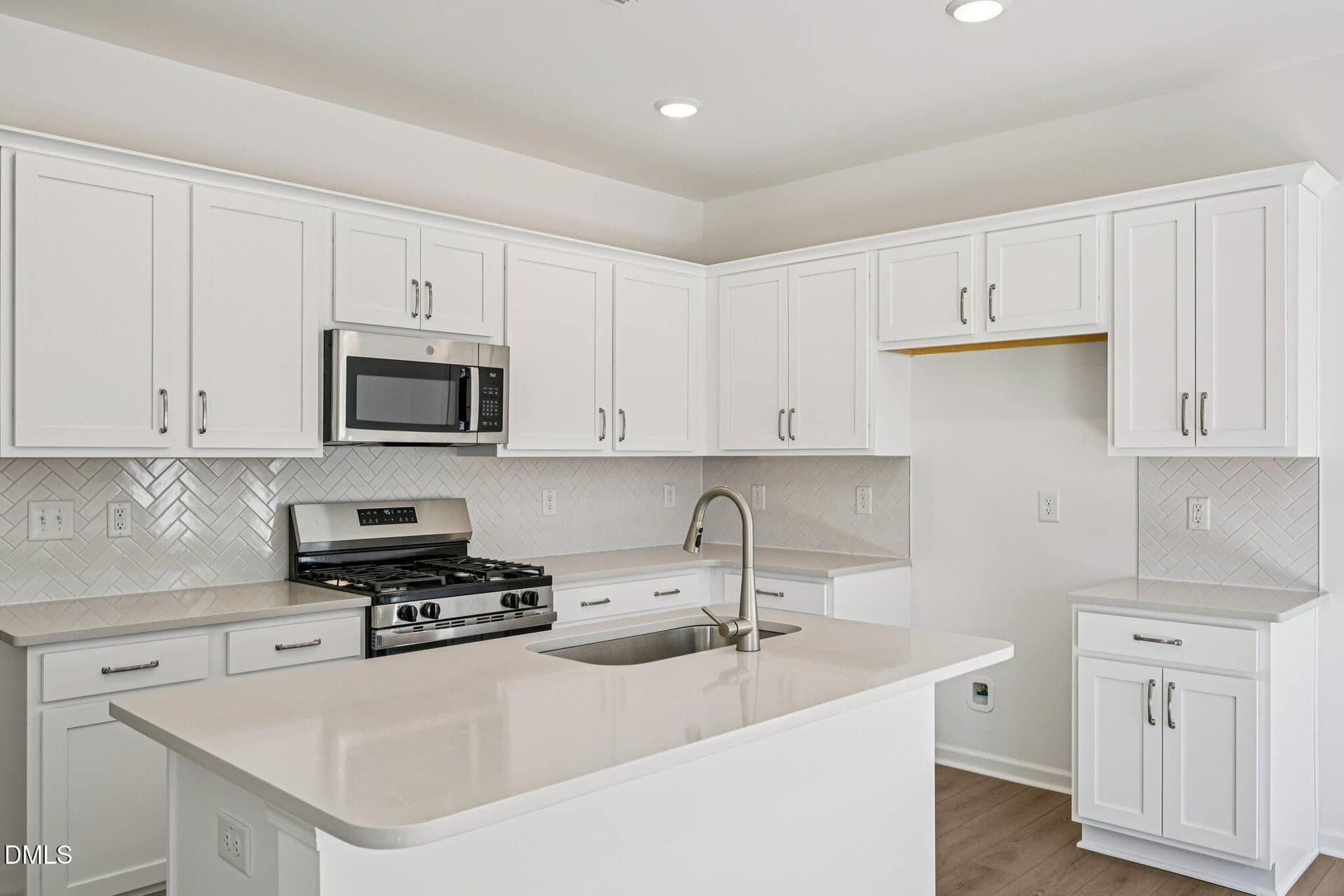 15-web-or-mls-Mirth Ct-S1403-015 - 602 Rosy Court 333, Rolesville, NC 27571