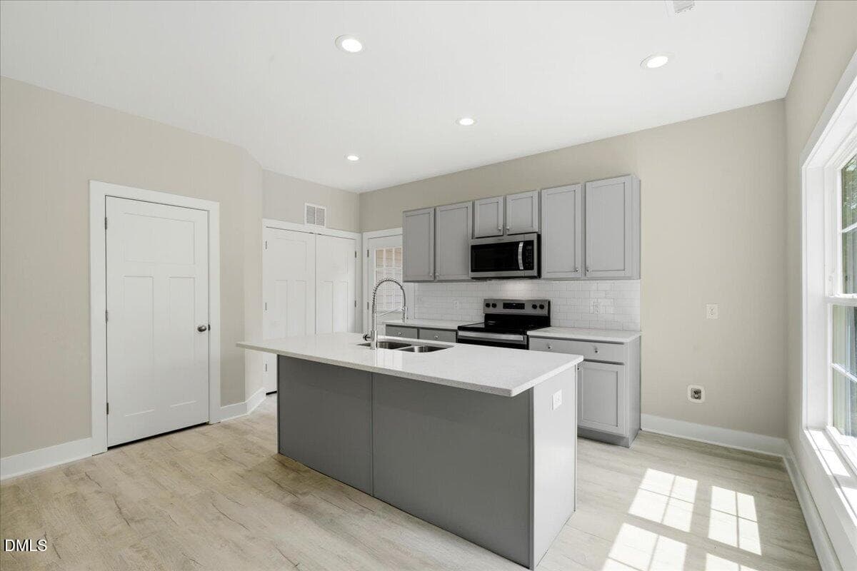 25-310 Chartres St-25 - 310 Chartres Street, Fuquay Varina, NC 27526