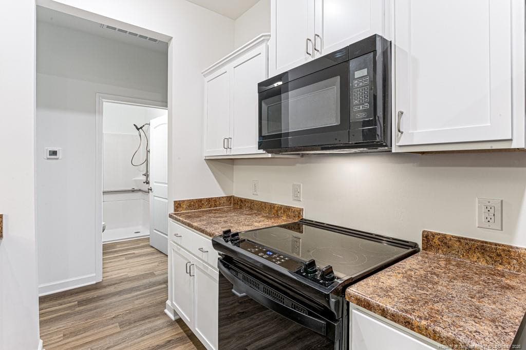 Photo 17 - 633 Sanders Street, Hope Mills, NC 28348