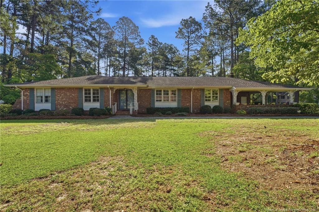 12421 Appin Road, Laurinburg, NC 28352
