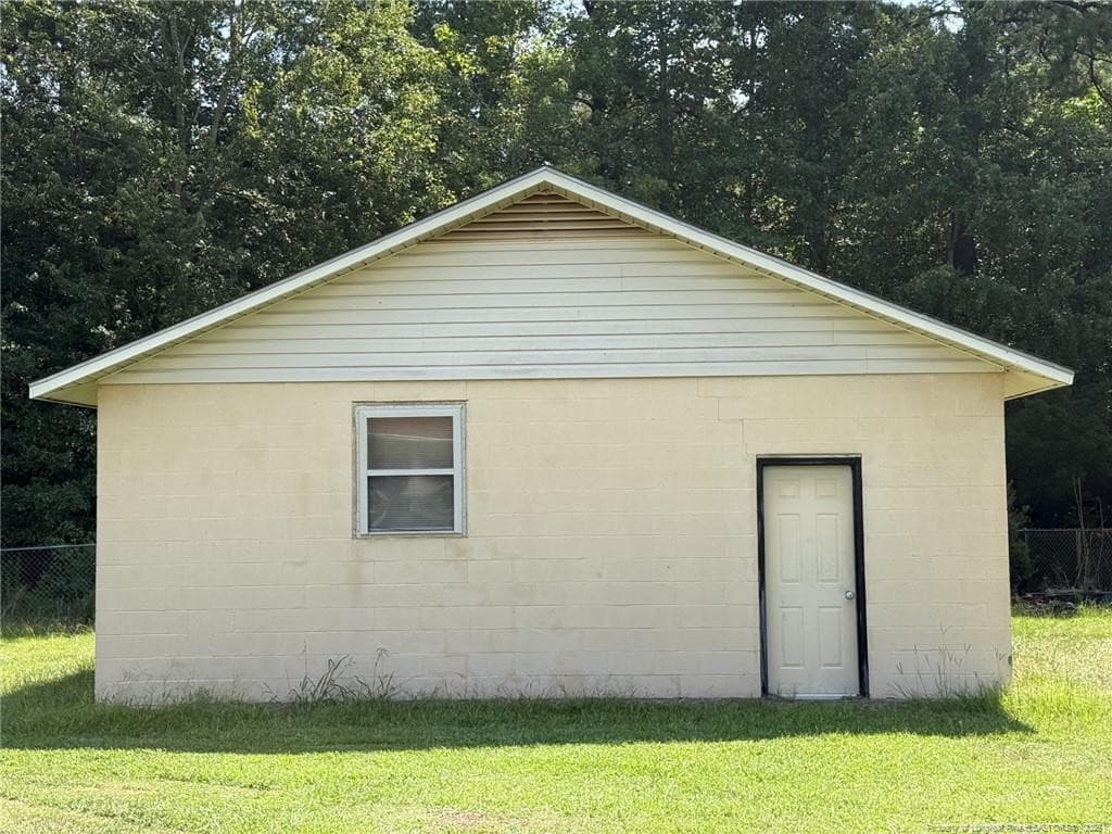 Photo 20 - 1952 Bee Gee Road, Lumberton, NC 28358