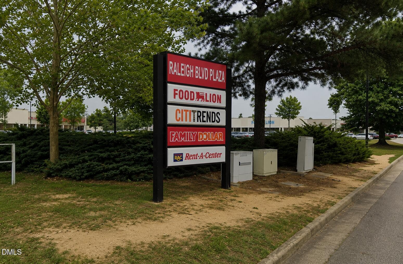 raleigh blvd plaza - 2744 Milburnie Road, Raleigh, NC 27610, Raleigh