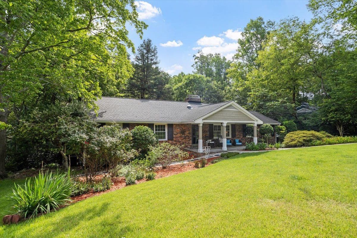 Photo 8 - 4100 Picardy Drive, Raleigh, NC 27612, Raleigh