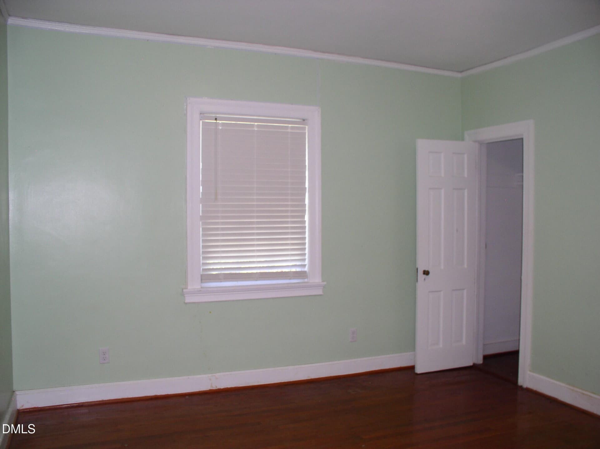 P1010129 - 265 Gholson Avenue, Henderson, NC 27536