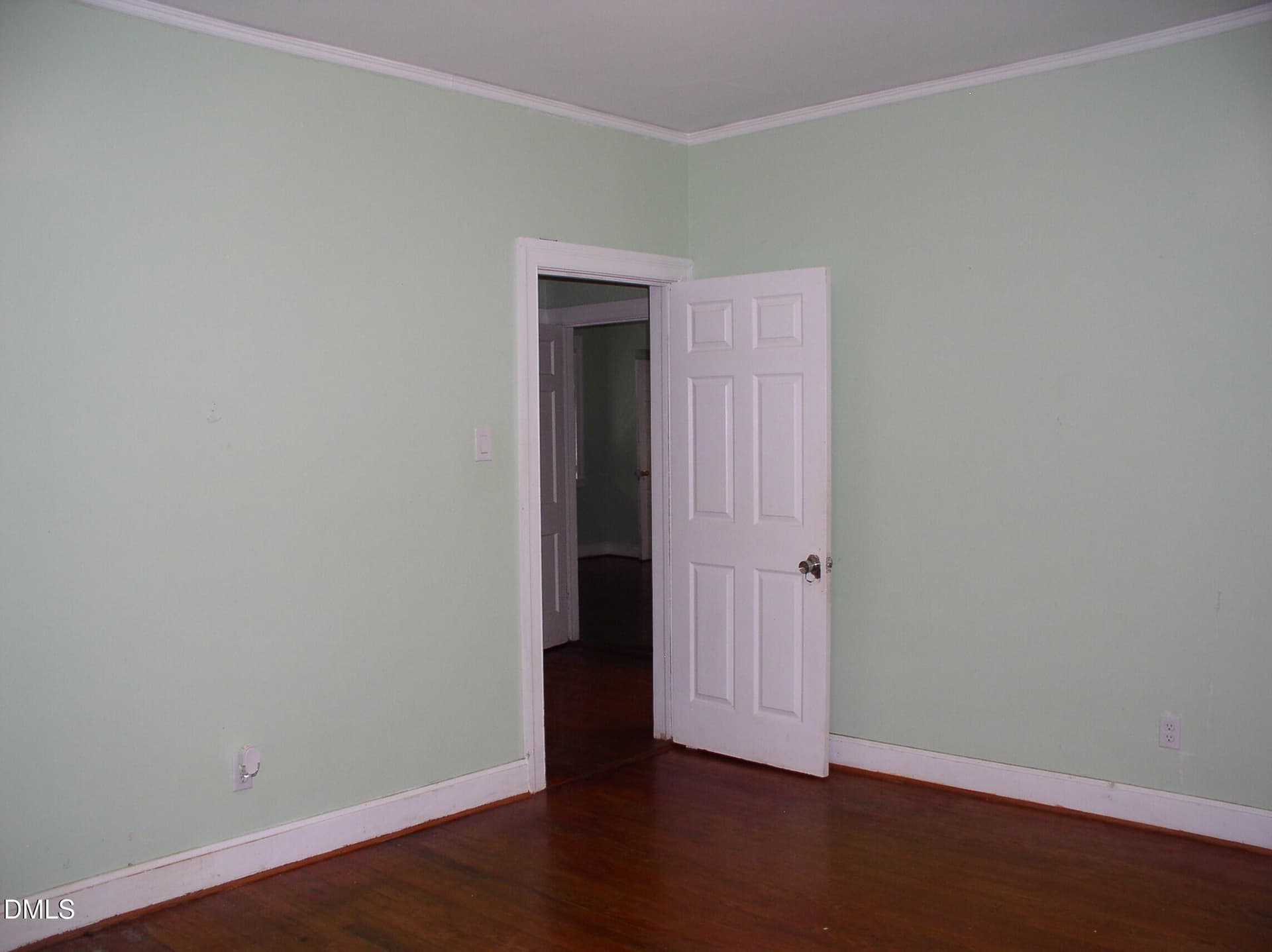 P1010130 - 265 Gholson Avenue, Henderson, NC 27536