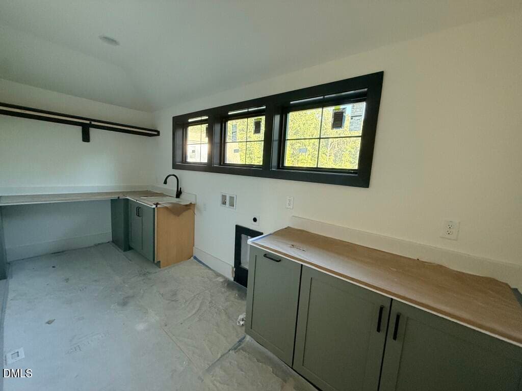 28 - 2nd Floor Laundry (Medium) - 5904 Leone Pride Circle, Raleigh, NC 27603, Raleigh