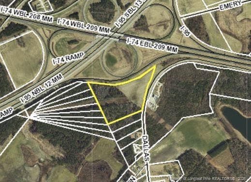 Dallas Road, Lumberton, NC 28358
