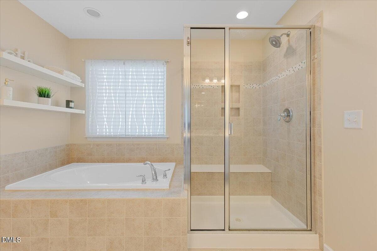 Primary bathroom - 819 Lake Artesia Lane, Fuquay Varina, NC 27526