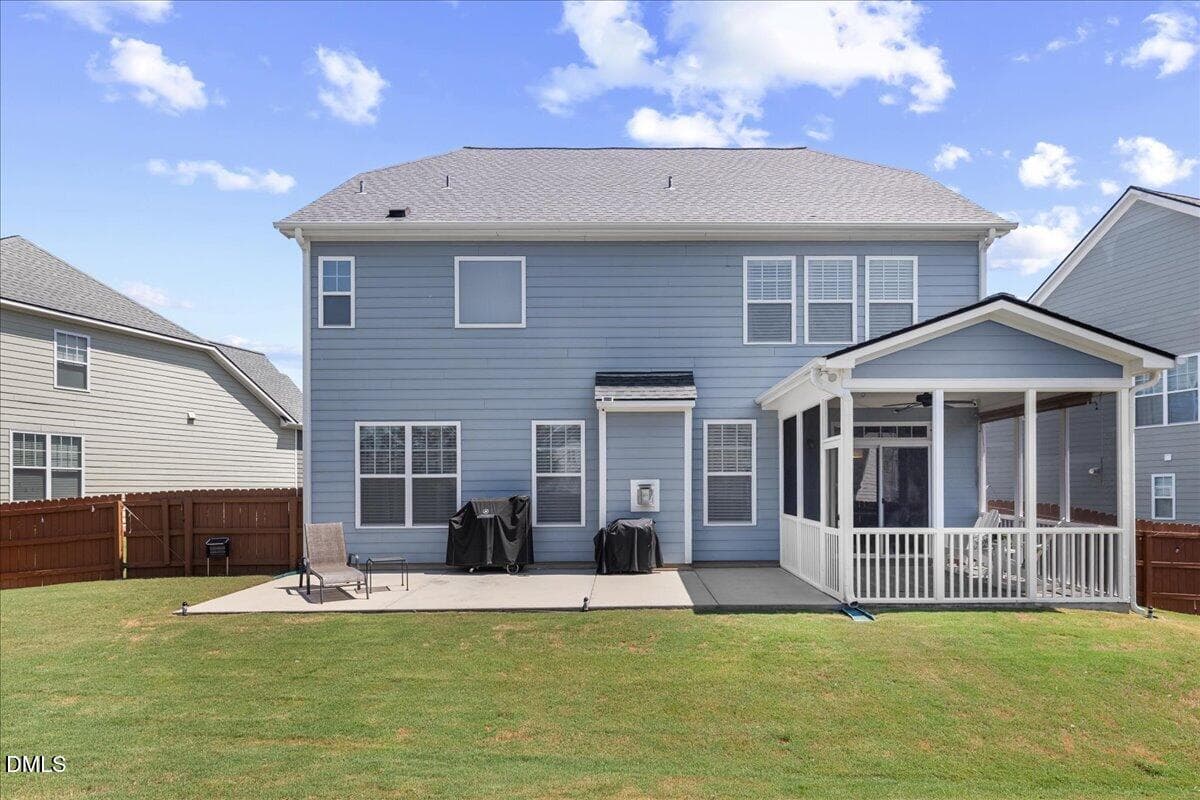 Fenced-in yard - 819 Lake Artesia Lane, Fuquay Varina, NC 27526