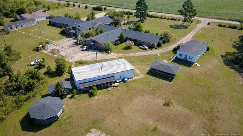 Photo 2 - 20513 W 301 Highway W, Saint Pauls, NC 28384
