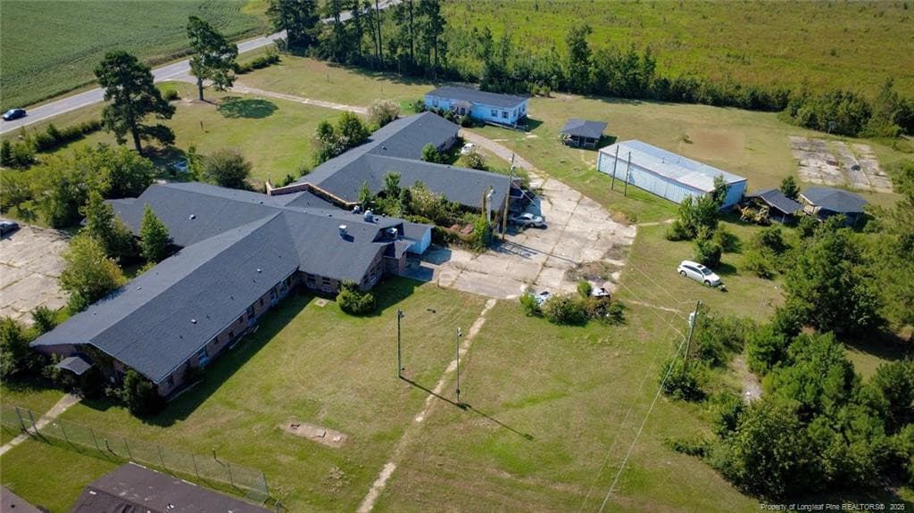 Photo 6 - 20513 W 301 Highway W, Saint Pauls, NC 28384