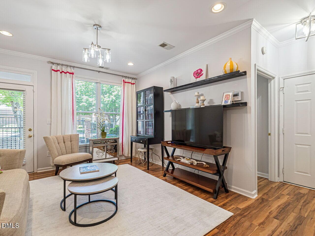 008-1280x960-living-room - 800 Savannah Ridge Road 110, Holly Springs, NC 27540