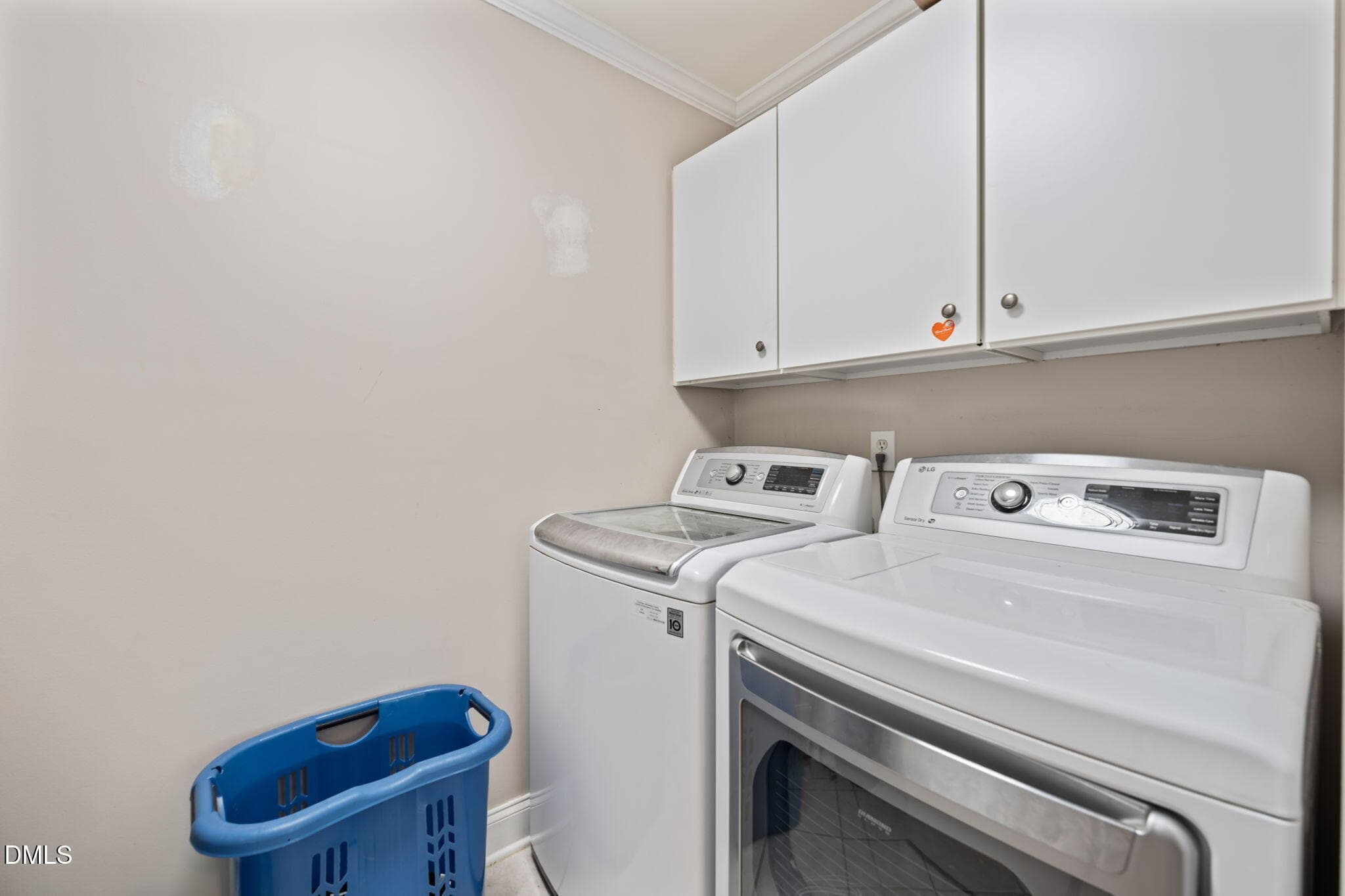 Laundry - 1312 Buffaloe Road, Garner, NC 27529, Garner