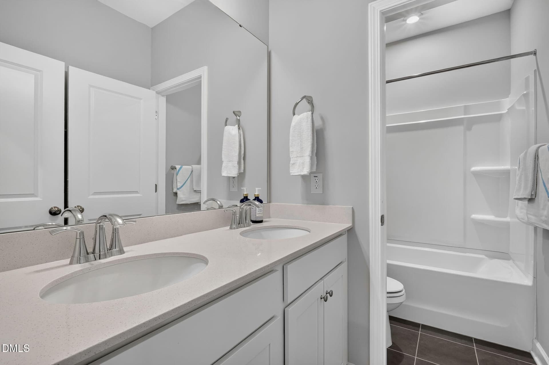 bath - 67 Welcome Drive, Fuquay Varina, NC 27526