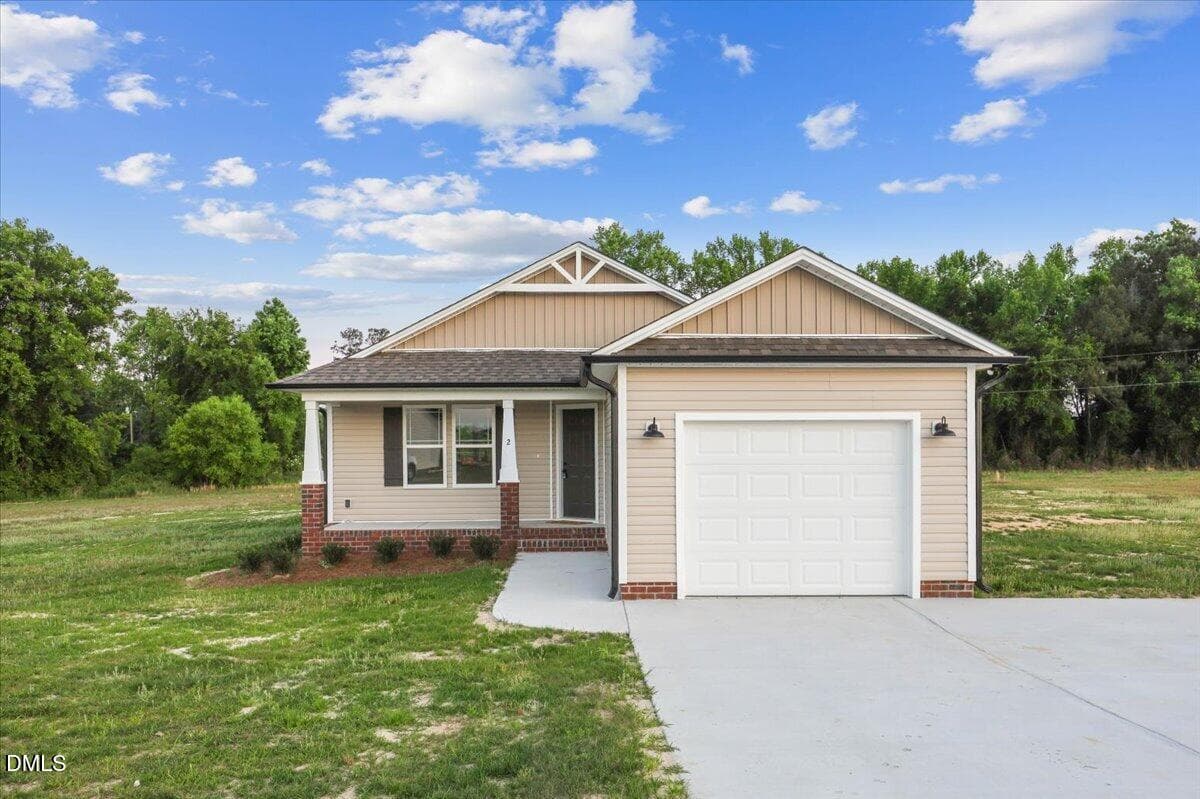 01-52 Grace Pond Ave-1 - 52 Grace Pond Avenue, Benson, NC 27504, Benson