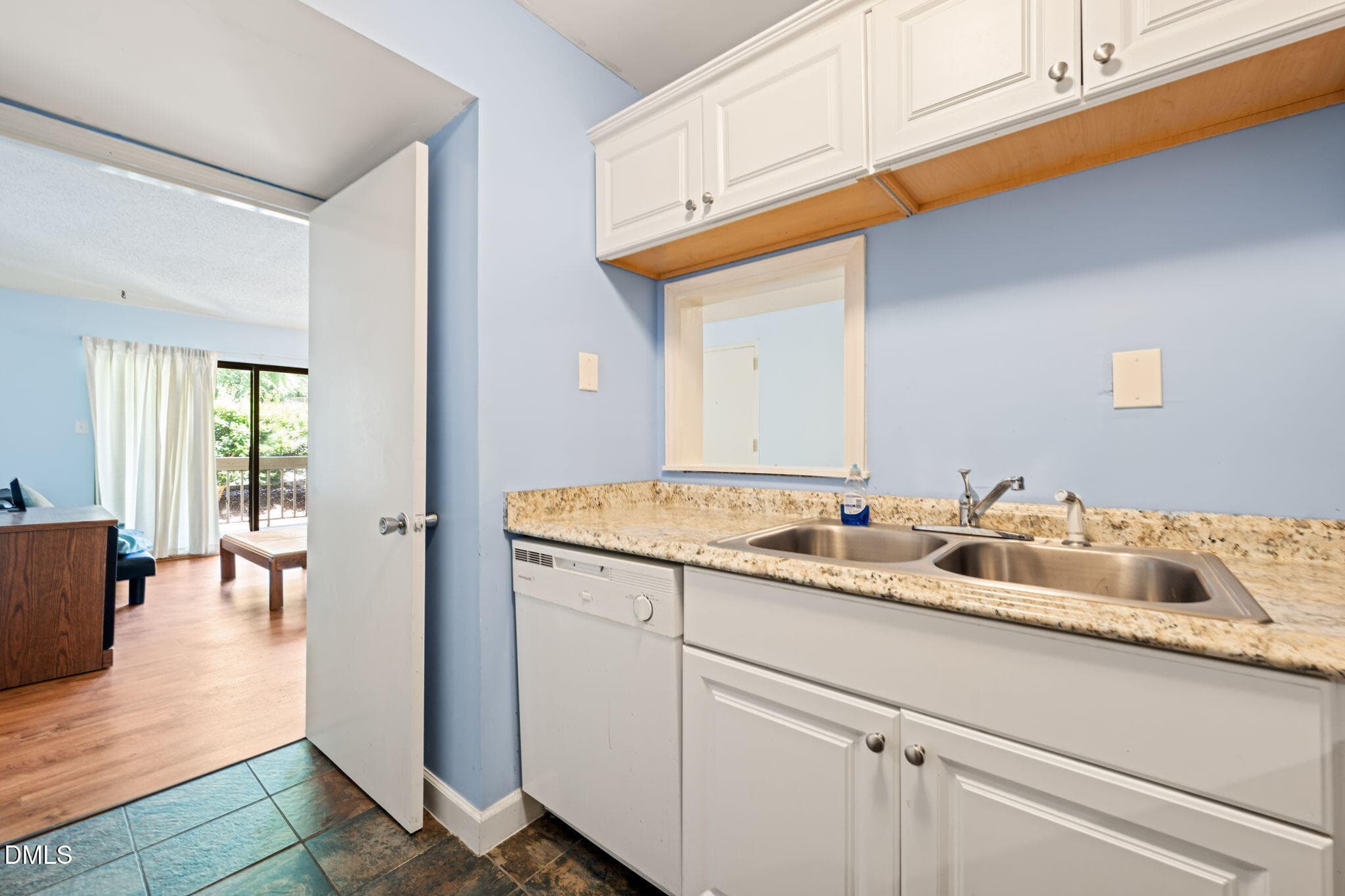 9-web-or-mls-untitled-6 - 500 Umstead Drive 208, Chapel Hill, NC 27516, Chapel Hill