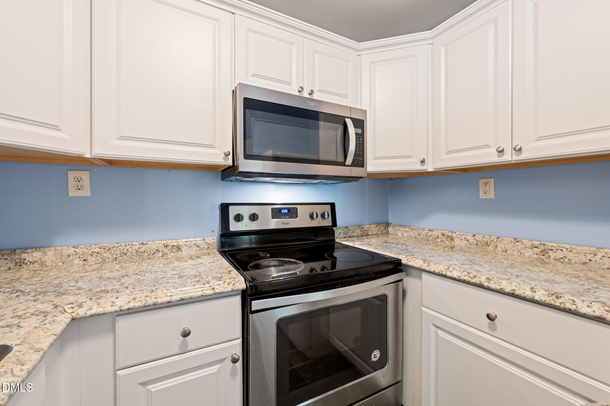 10-web-or-mls-untitled-7 - 500 Umstead Drive 208, Chapel Hill, NC 27516, Chapel Hill