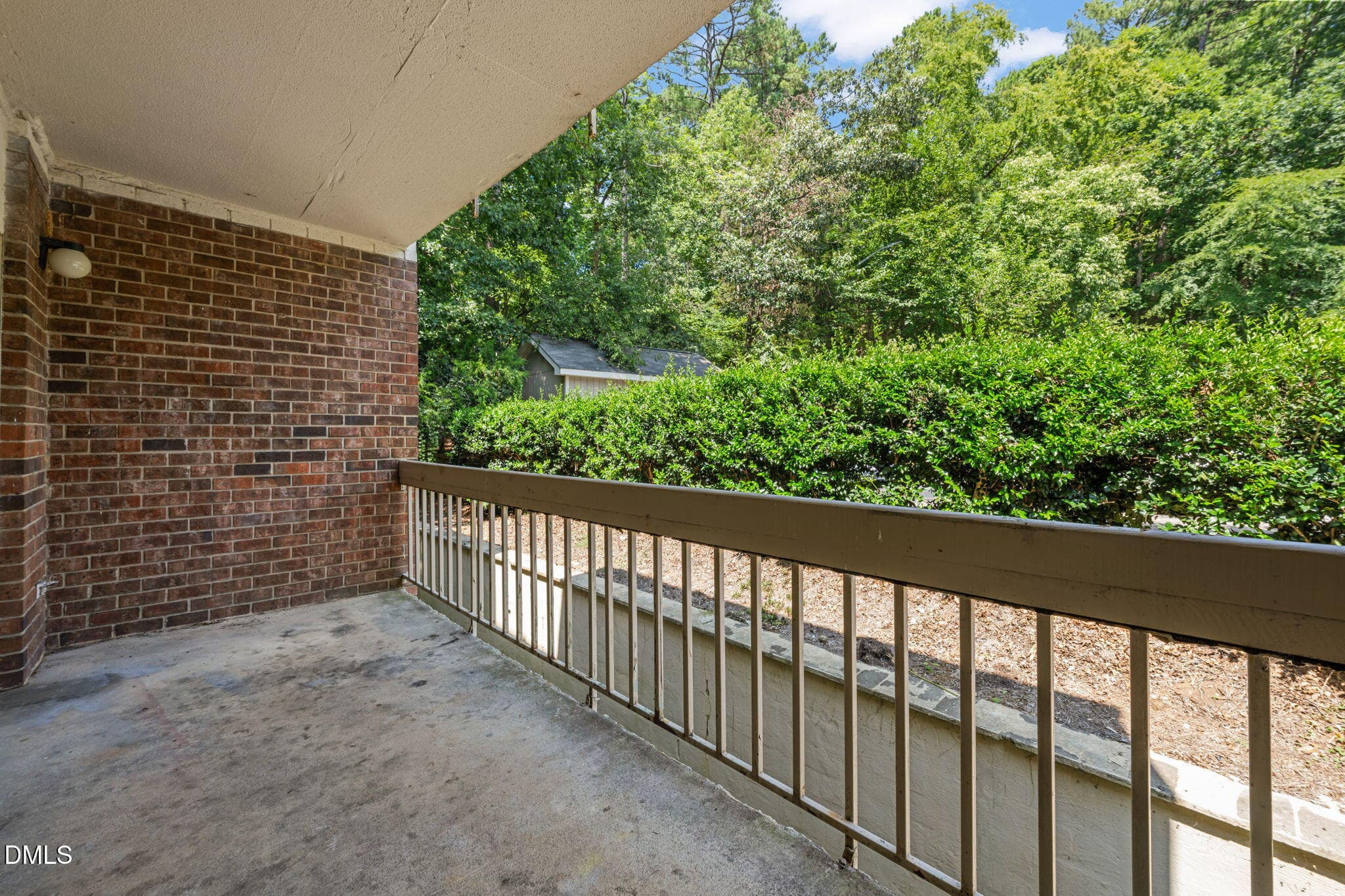 24-web-or-mls-untitled-21 - 500 Umstead Drive 208, Chapel Hill, NC 27516, Chapel Hill