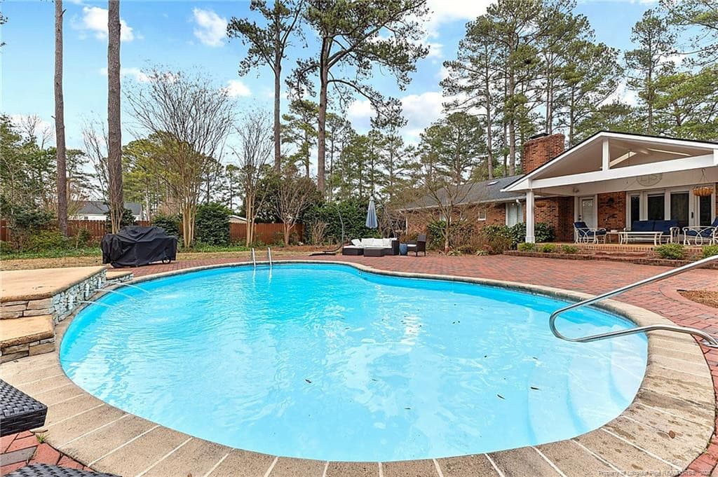 Photo 2 - 1906 Partridge Drive, Fayetteville, NC 28304
