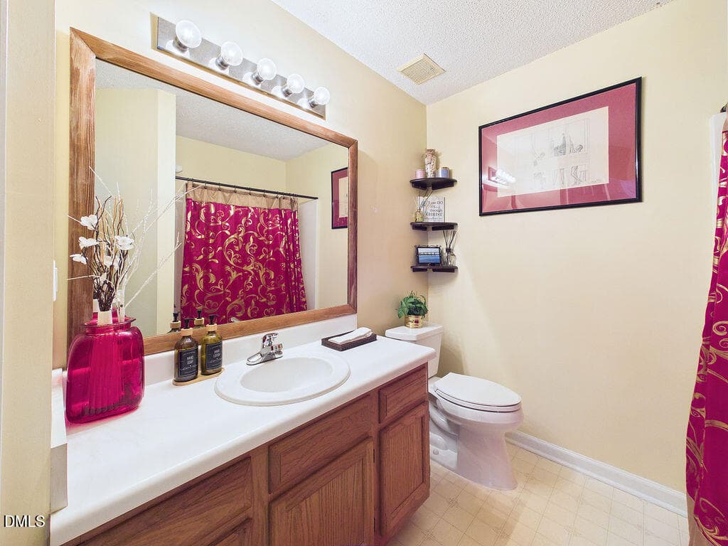 Guest Bathroom - 2301 Lockwood Folly Lane, Raleigh, NC 27610, Raleigh