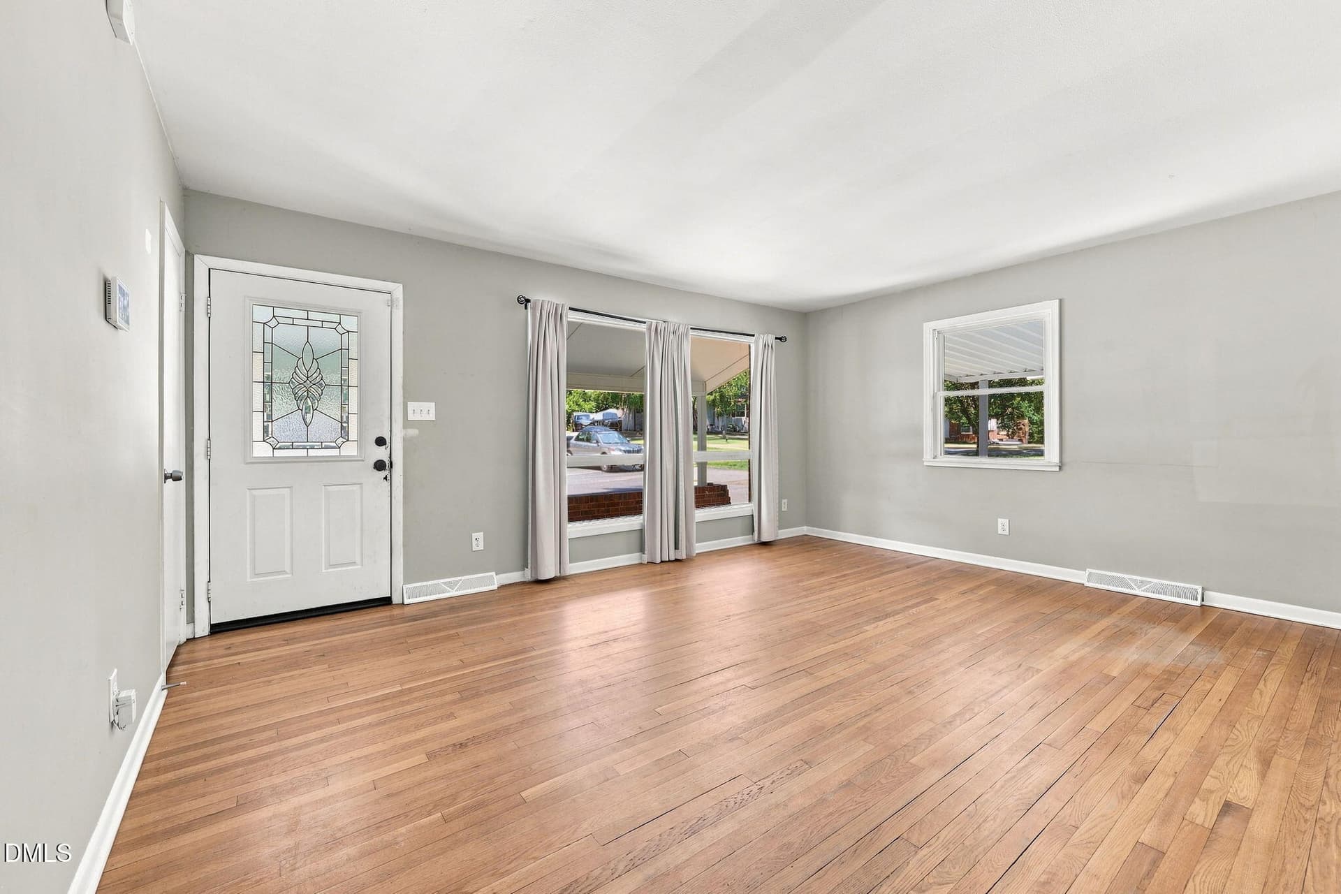 5-web-or-mls-6S8A8419 - 2405 Denver Drive, Greensboro, NC 27406