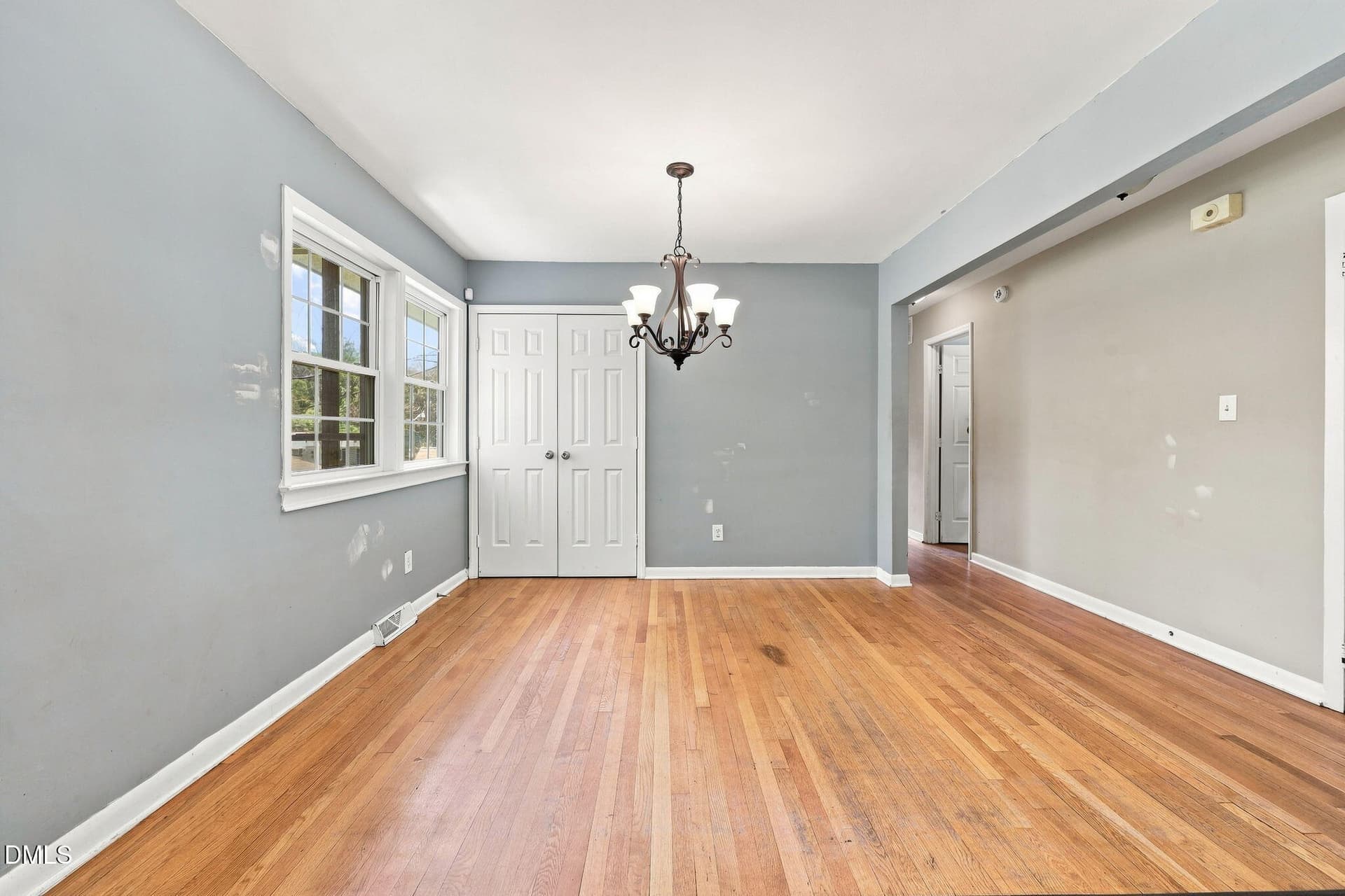 8-web-or-mls-6S8A8428 - 2405 Denver Drive, Greensboro, NC 27406