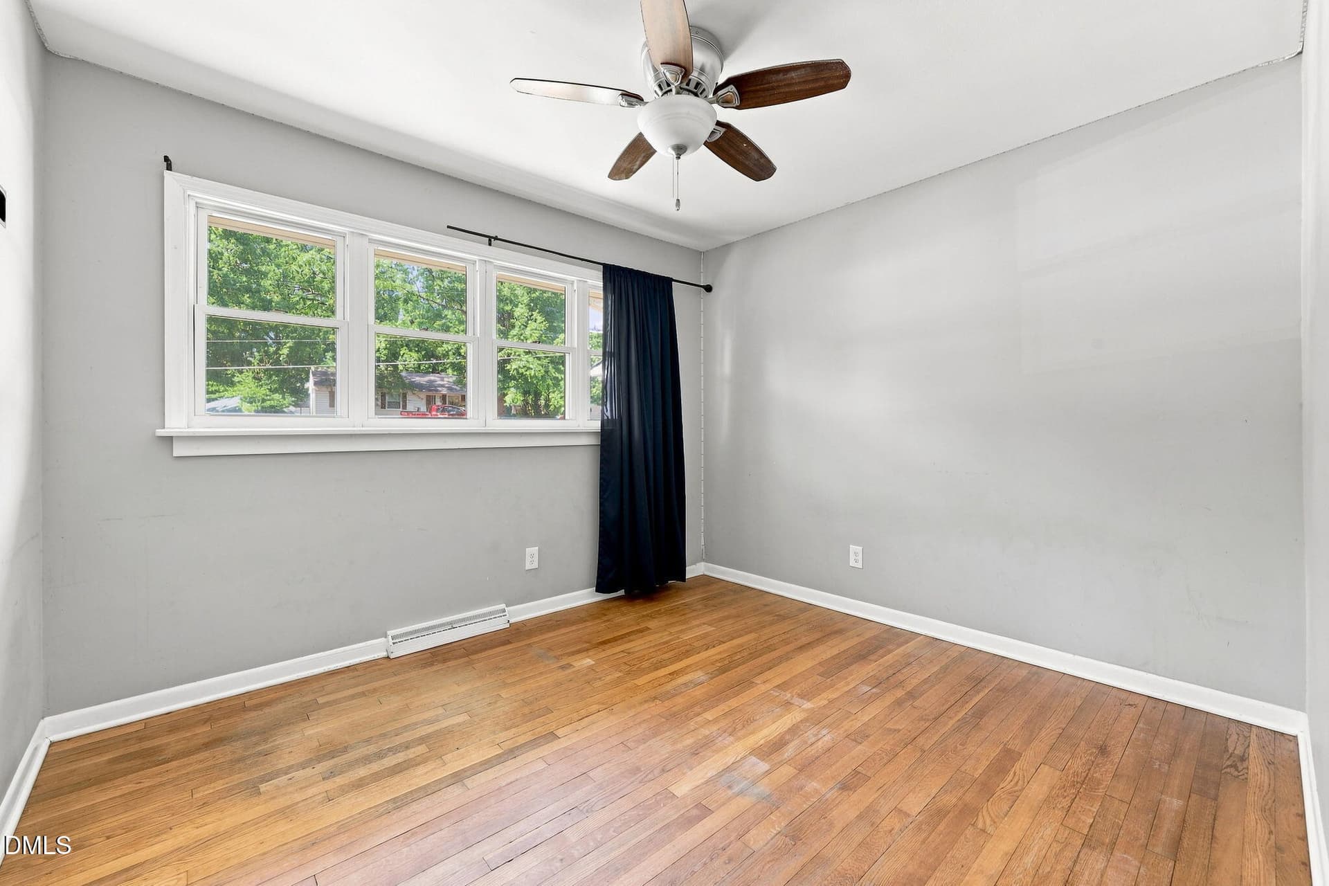 21-web-or-mls-6S8A8470 - 2405 Denver Drive, Greensboro, NC 27406