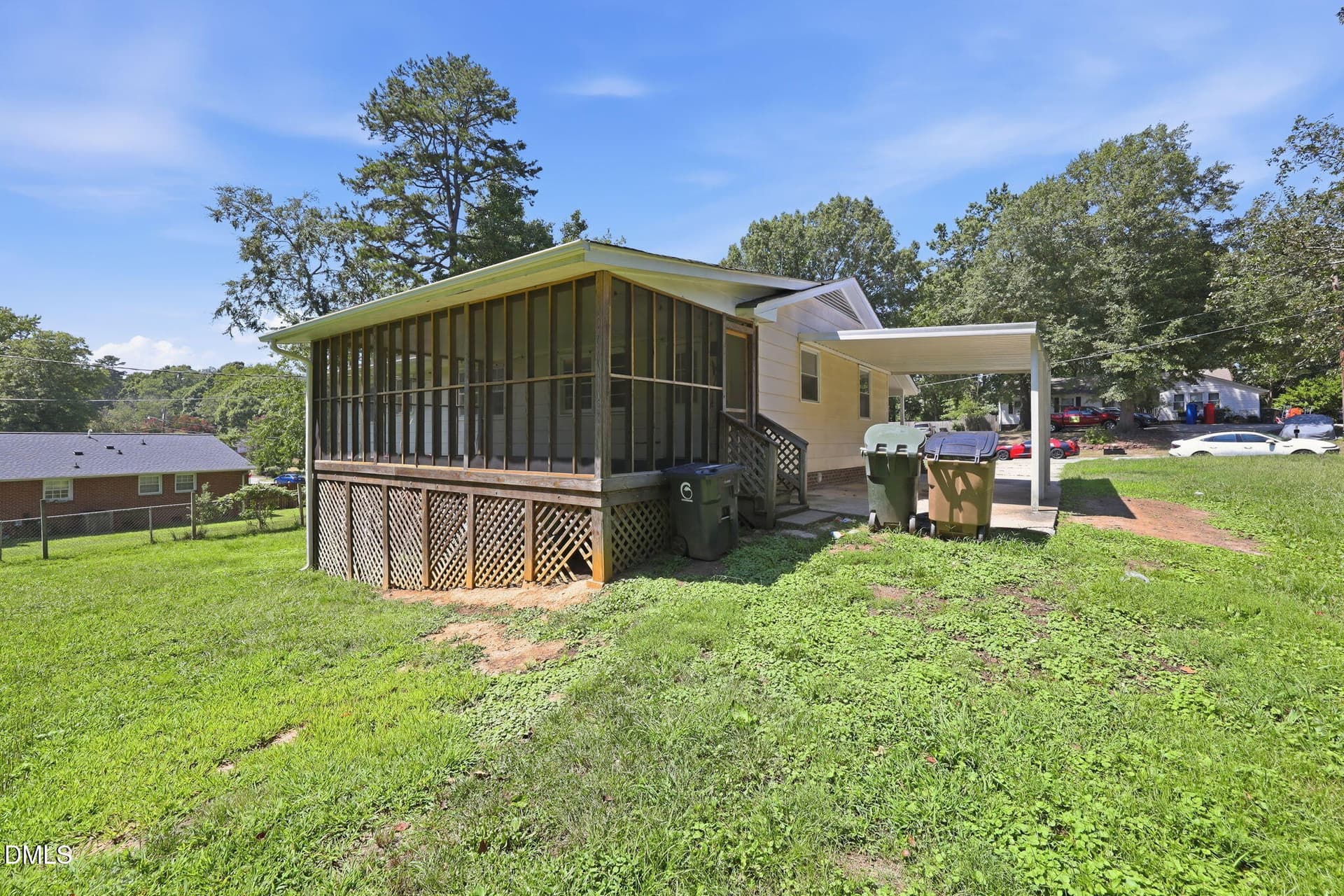 34-web-or-mls-6S8A8506 - 2405 Denver Drive, Greensboro, NC 27406