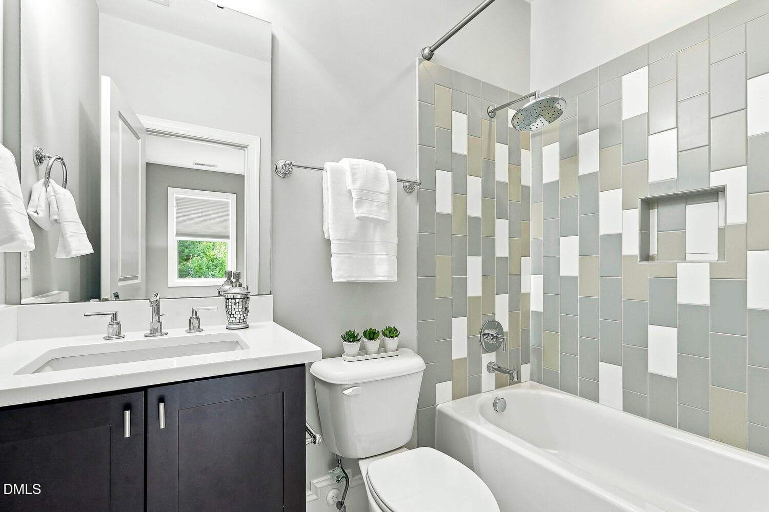 064 - 2703 Cameron Pond Drive, Cary, NC 27519