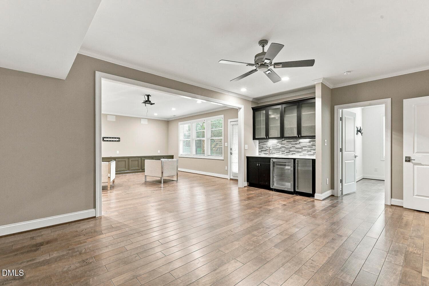 073 - 2703 Cameron Pond Drive, Cary, NC 27519
