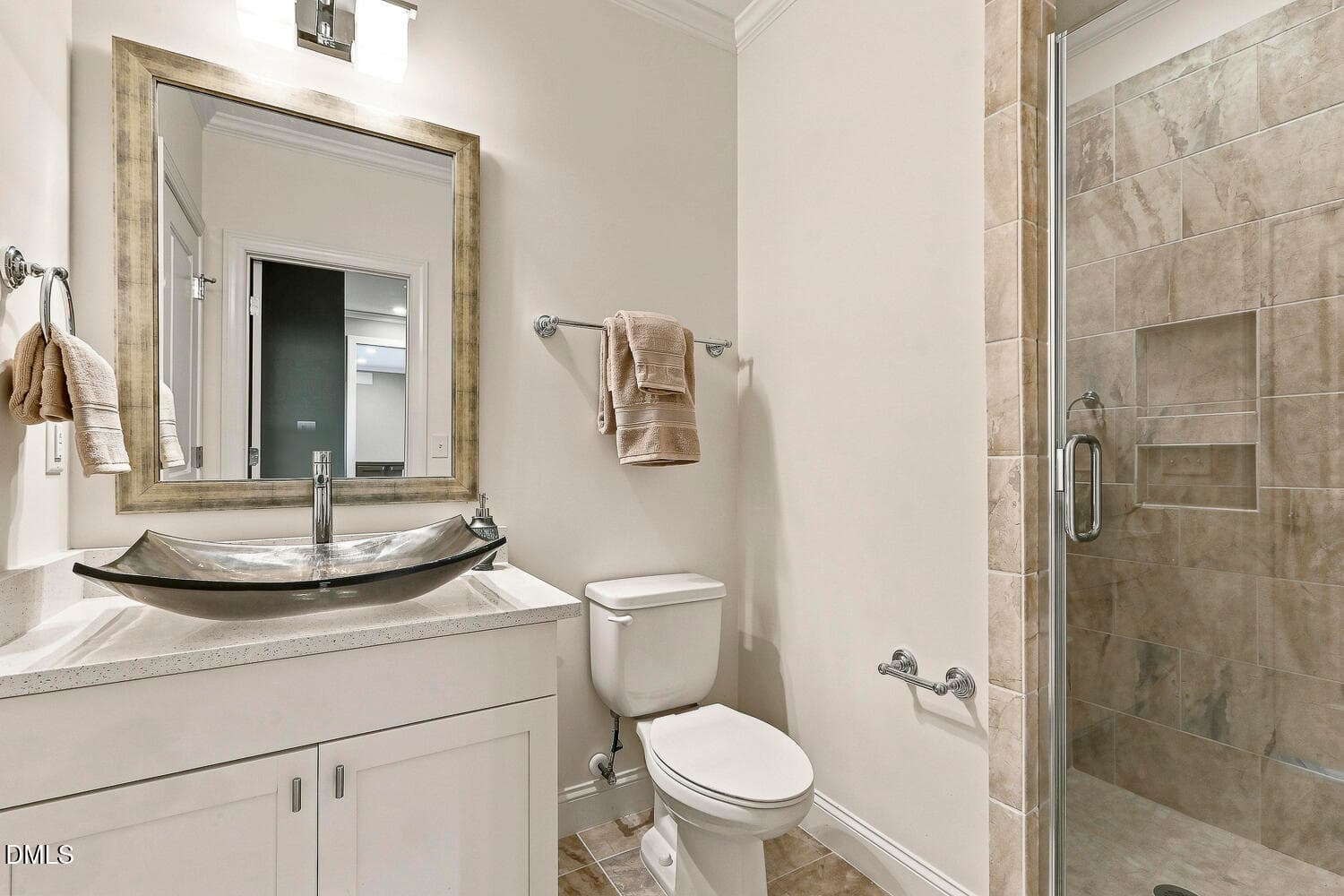 079 - 2703 Cameron Pond Drive, Cary, NC 27519