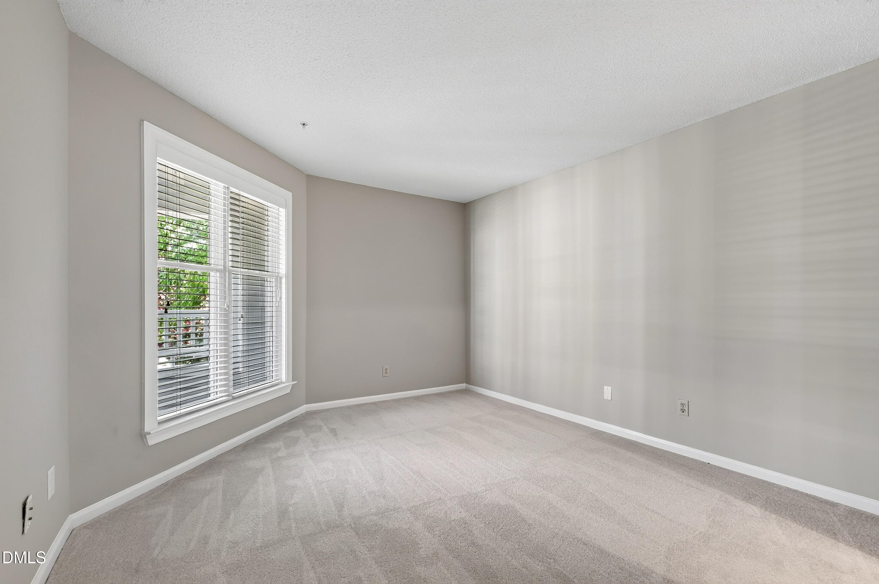Wirewood (31) - 1061 Wirewood Drive 301, Raleigh, NC 27605, Raleigh
