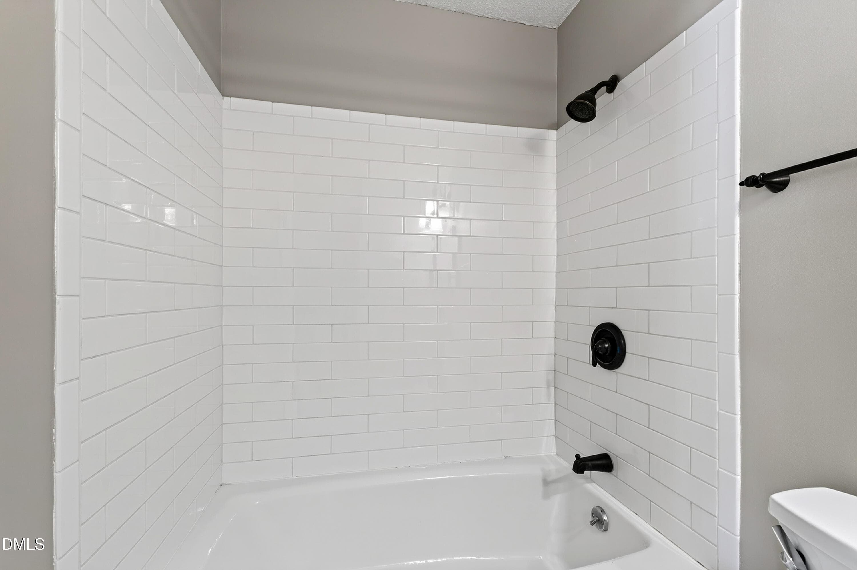 Wirewood (35) - 1061 Wirewood Drive 301, Raleigh, NC 27605, Raleigh
