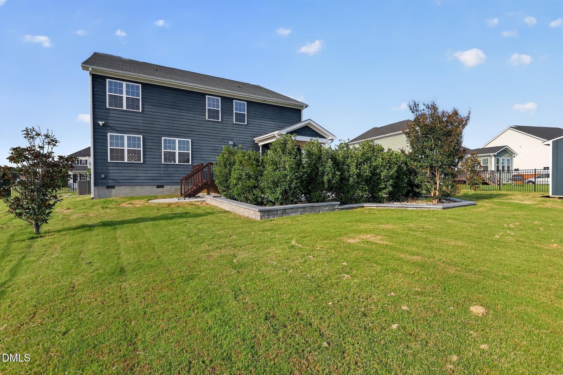 04_214_E_Wellesley_Dr-Exterior-8909 - 214 E Wellesley Drive, Clayton, NC 27520