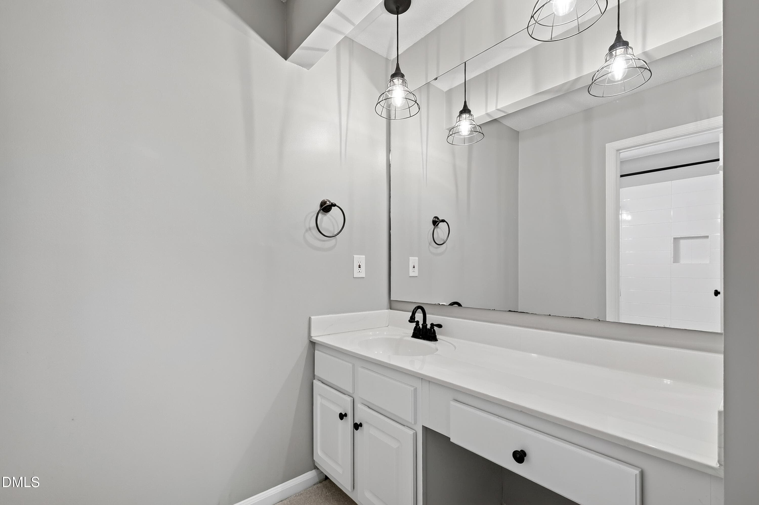 Wirewood (29) - 1061 Wirewood Drive 301, Raleigh, NC 27605, Raleigh