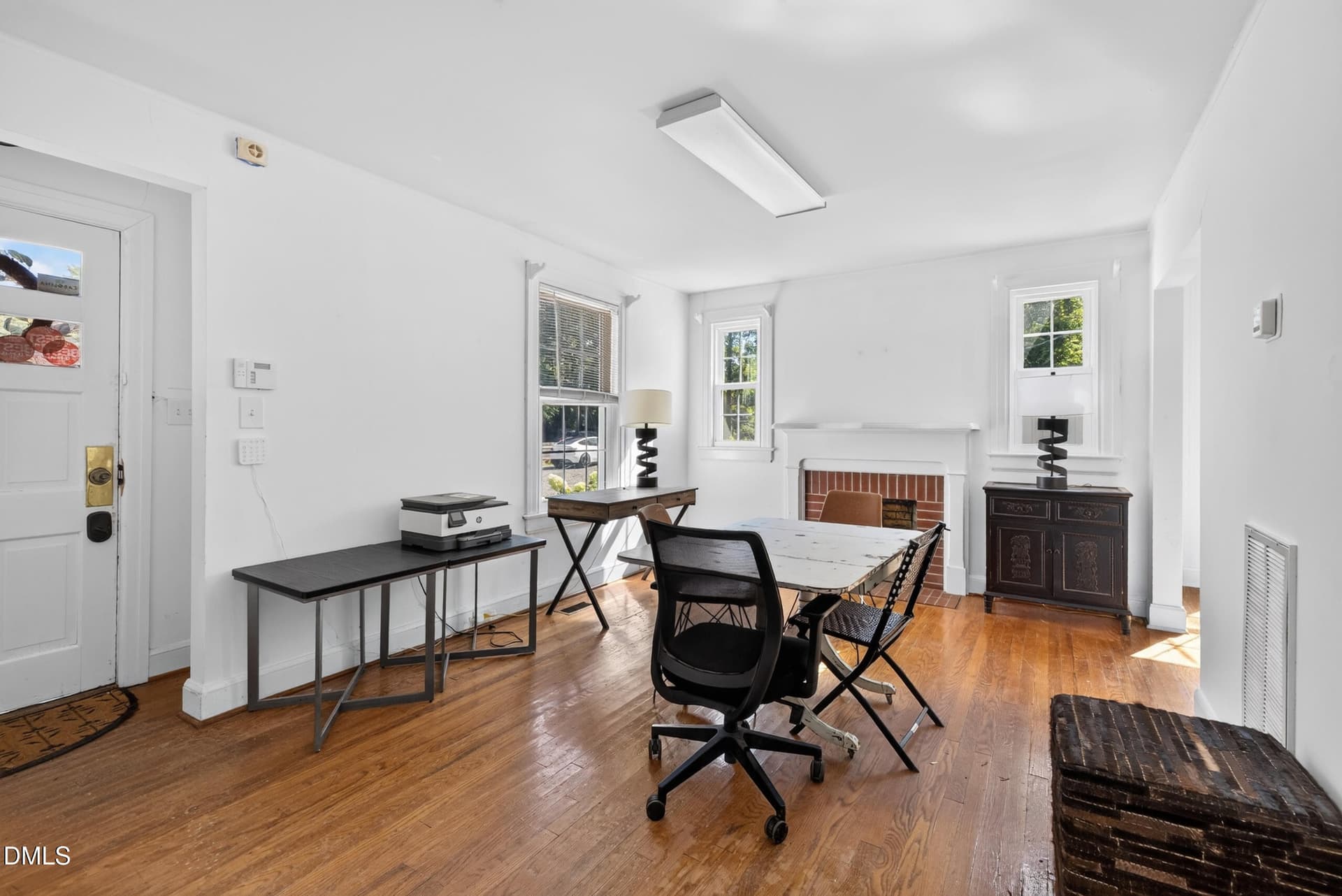 004__B5A1839 - 2603 W Carver Street, Durham, NC 27705