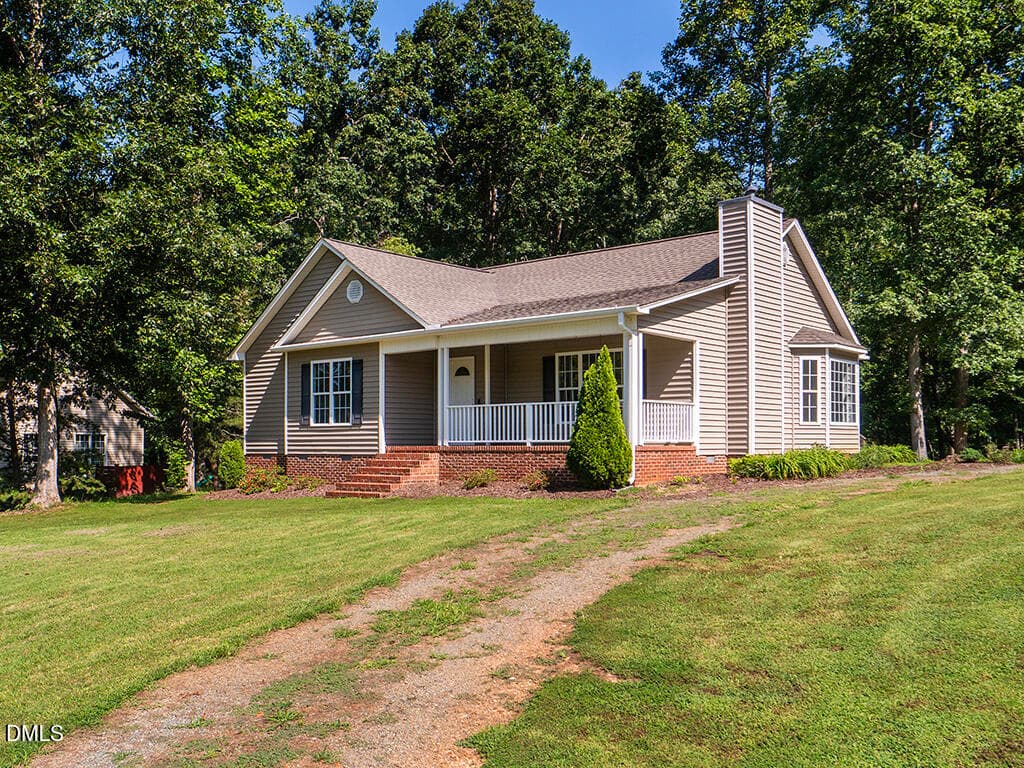 01 3955_ChucksCt New Front1_MLS - 3955 Chucks Court, Burlington, NC 27215