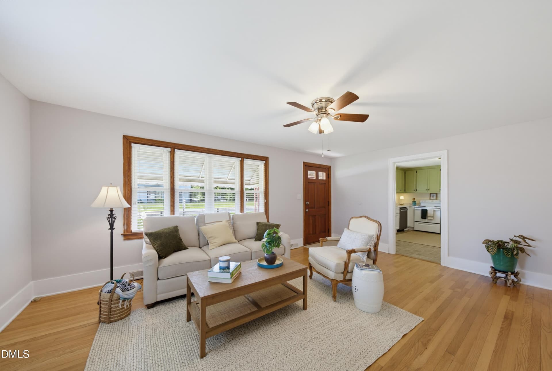 Cottage-Farmhouse-Living room and Kitche - 14928 Creedmoor Road N, Wake Forest, NC 27587