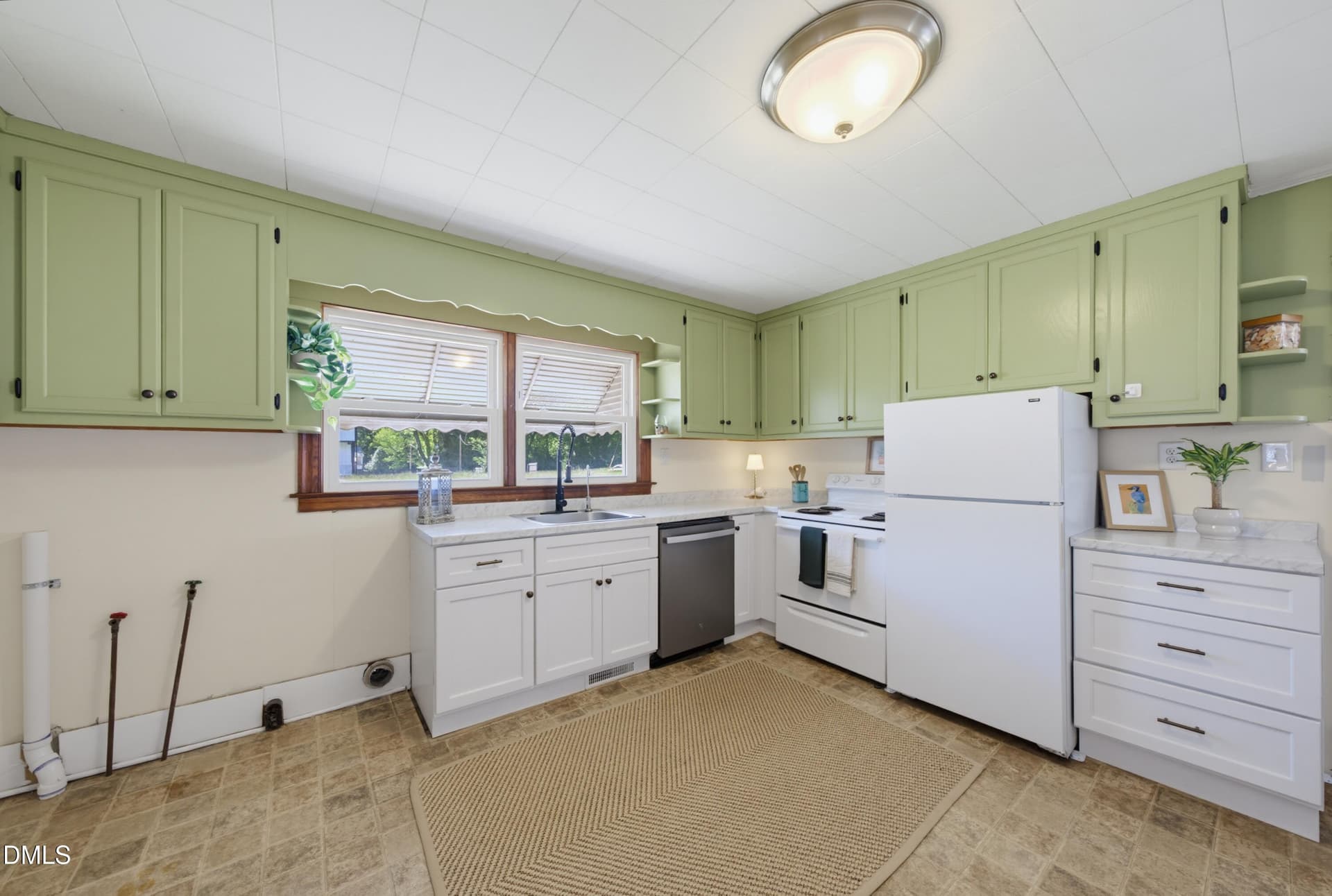 Country Cottage Kitchen - 14928 Creedmoor Road N, Wake Forest, NC 27587