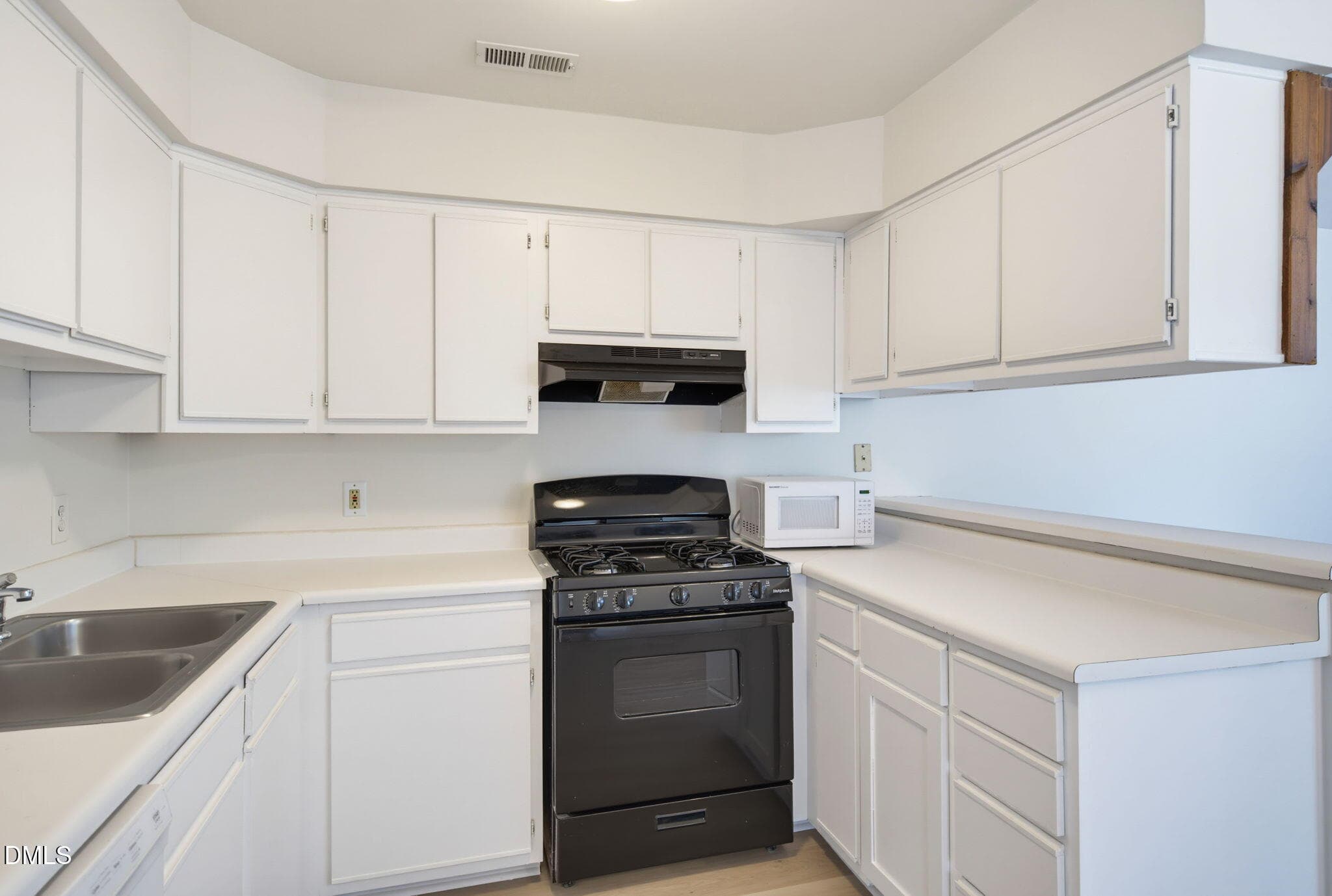13-web-or-mls-386 Summerwalk Cr-13 - 386 Summerwalk Circle 386, Chapel Hill, NC 27517, Chapel Hill