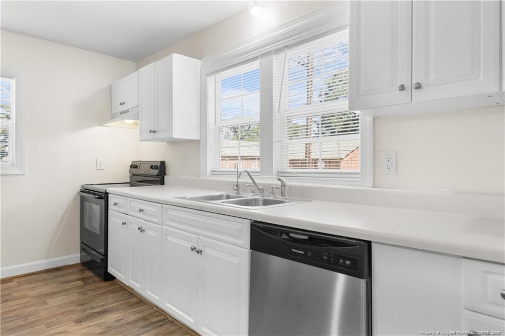 Photo 7 - 219 W Brocklyn Street, Benson, NC 27504, Benson