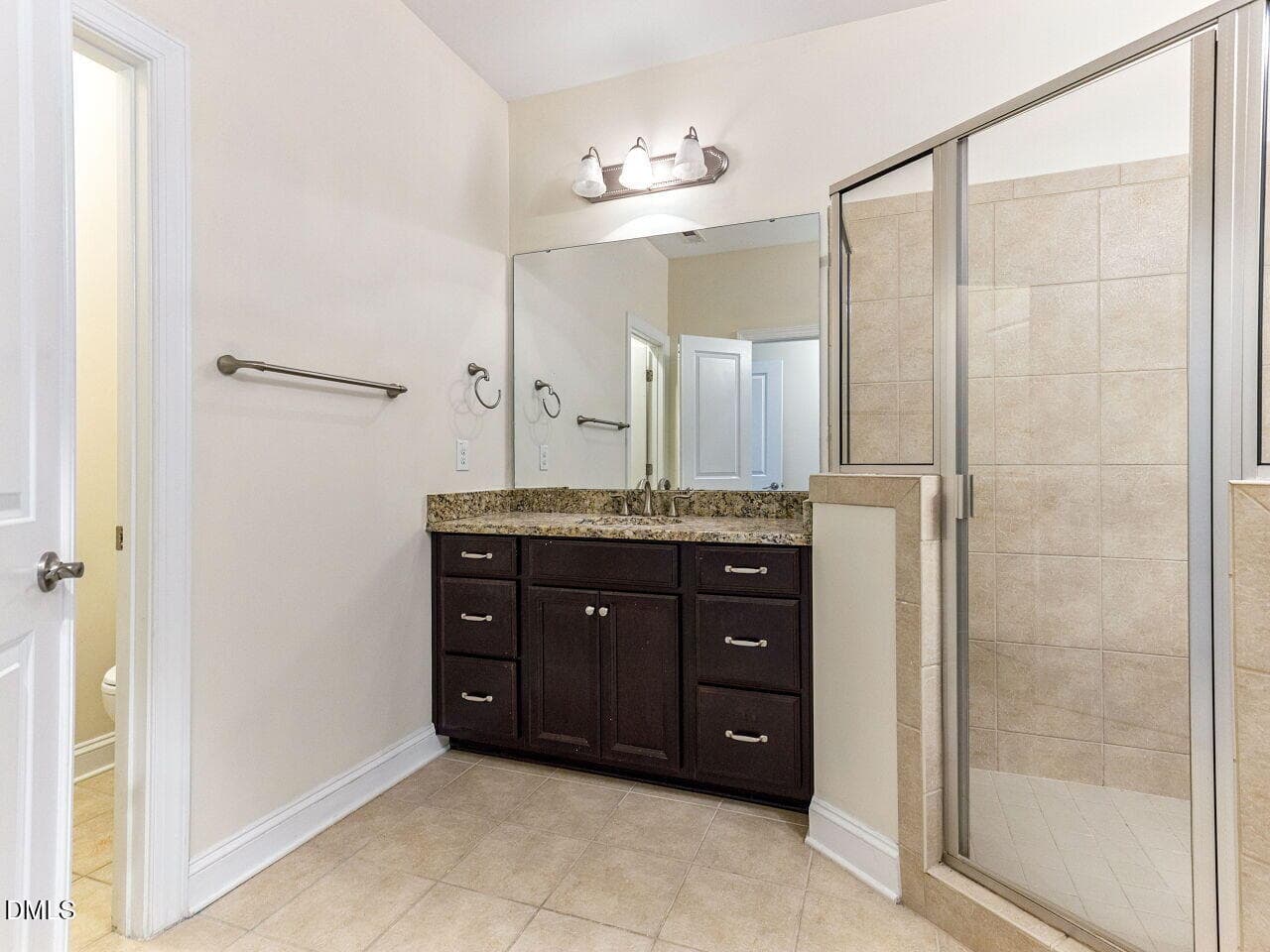 022-1280x960-main-bedroom-bath - 3602 Winifred Way, Raleigh, NC 27609, Raleigh