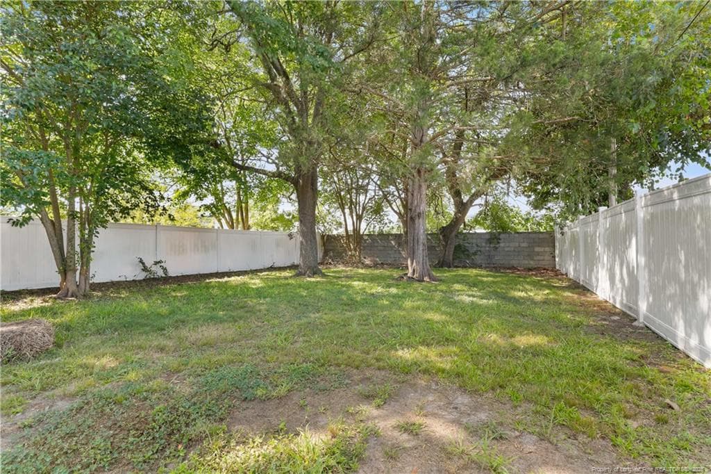 Photo 24 - 219 W Brocklyn Street, Benson, NC 27504, Benson