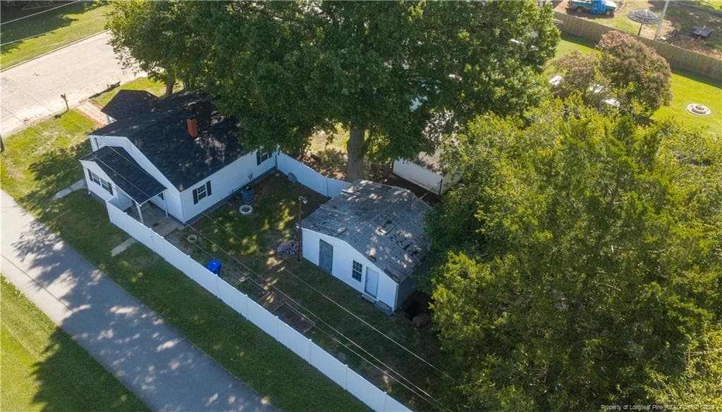 Photo 31 - 219 W Brocklyn Street, Benson, NC 27504, Benson