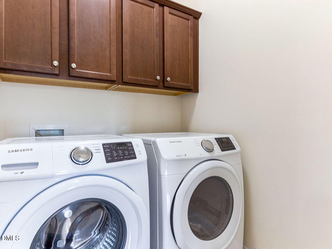 029-1280x960-laundry-room - 3602 Winifred Way, Raleigh, NC 27609, Raleigh