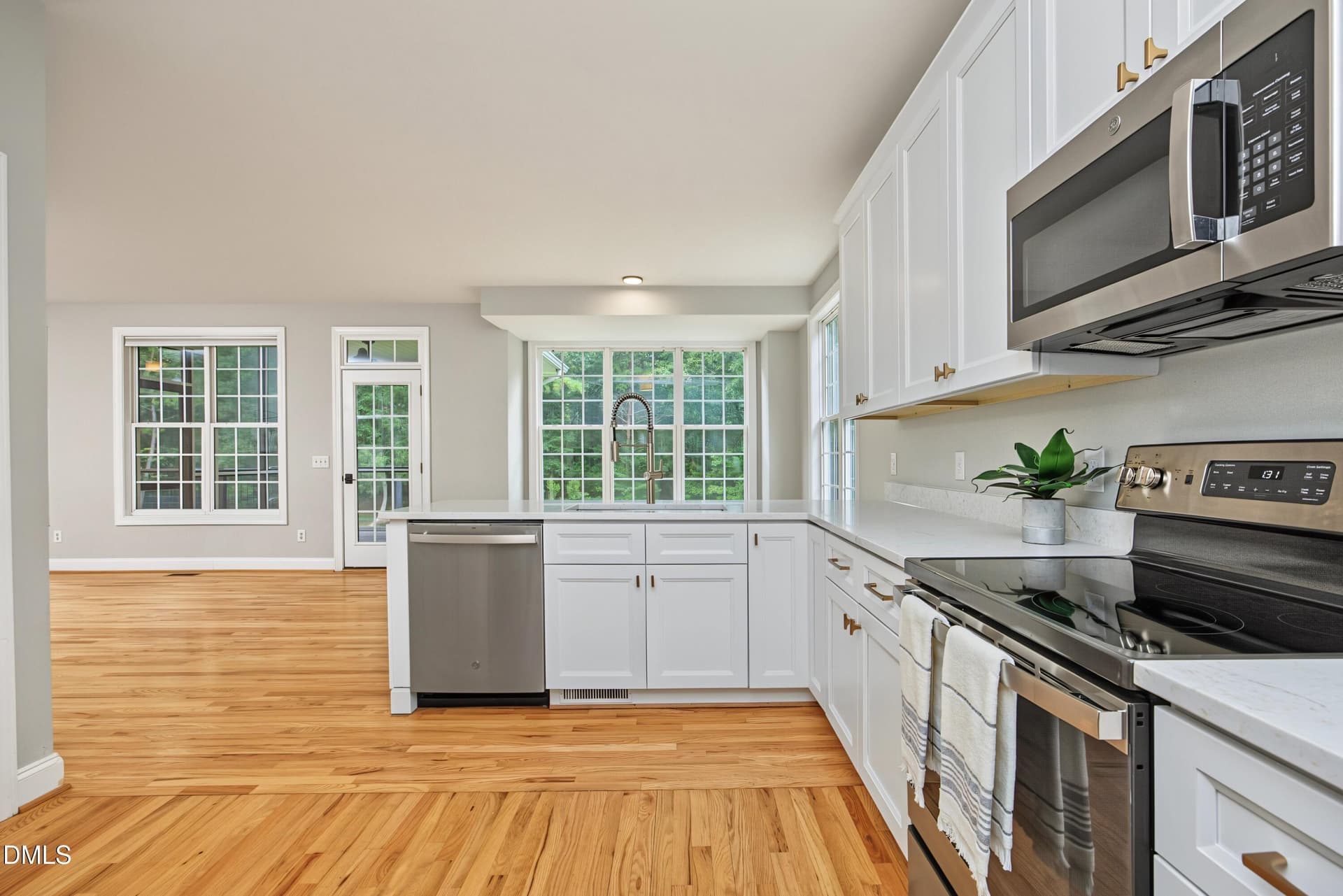 Kitchen - 535 Poplar Forest Lane, Pittsboro, NC 27312