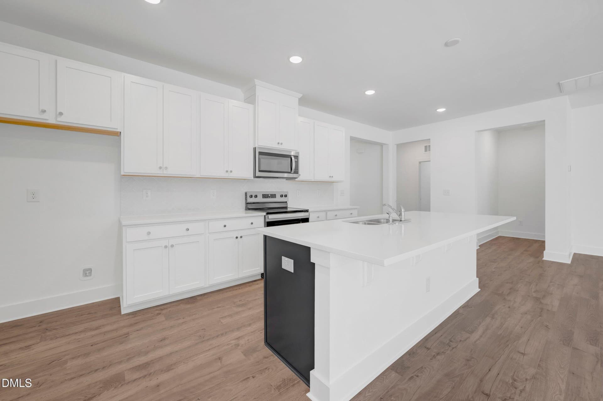 Kitchen - 144 Golfview Avenue, Benson, NC 27504