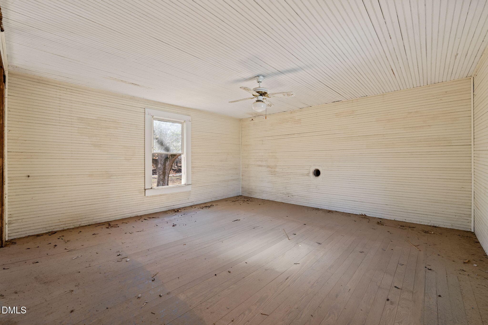 Farmhouse for Reno-2822 Little River - 2822 Little River Church Road, Hurdle Mills, NC 27541